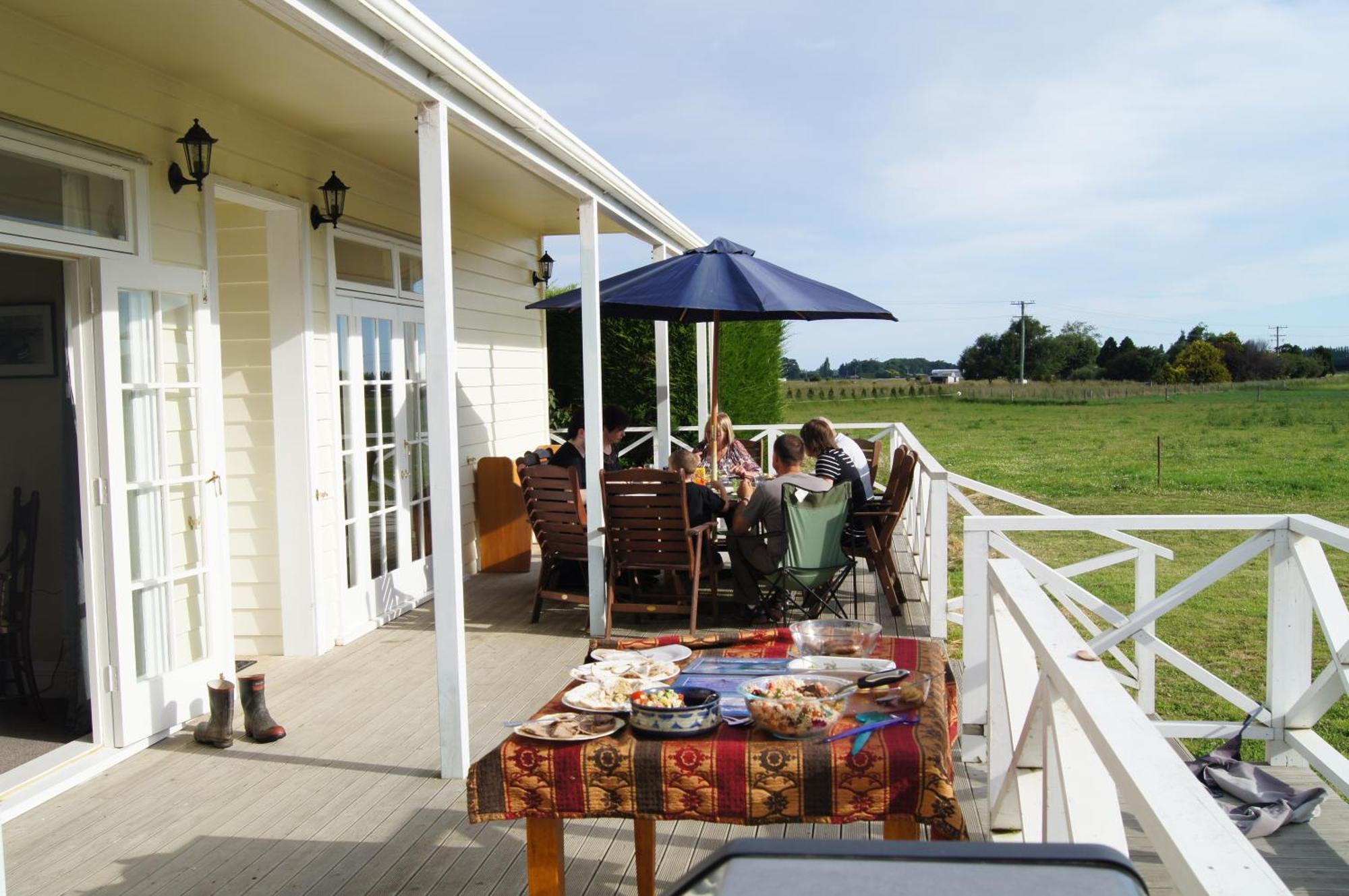 Oliver'S Farmstay Temuka Exterior photo